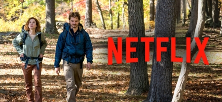 Júliusban a Netflixen is élvezhetjük az Egy lépésre a boldogságtól szerzőjének új történetét